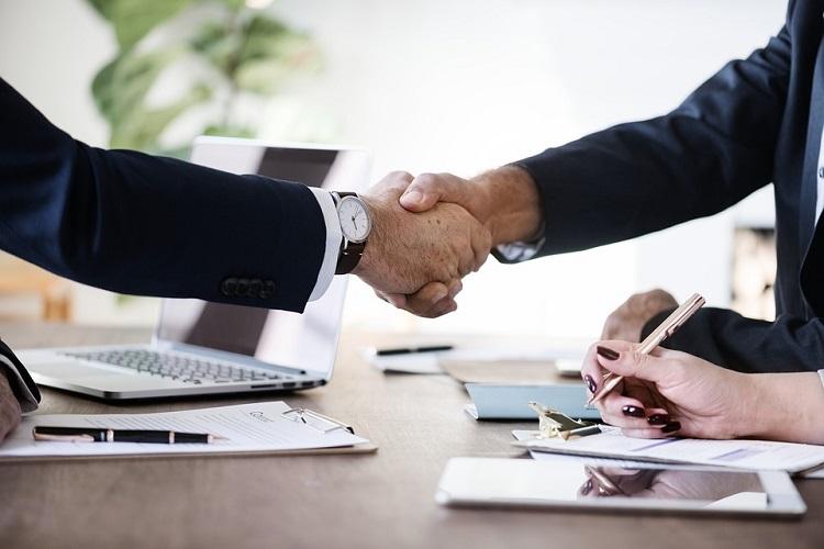 IBM’s Red Hat deal – What changes for the CIO? - CIO&Leader IBM’s Red Hat deal – What changes for the CIO? - CIO&Leader