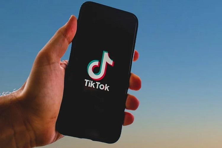 Cyber fraudsters spreading fake TikTok app to steal user credentials: Study - CIO&Leader