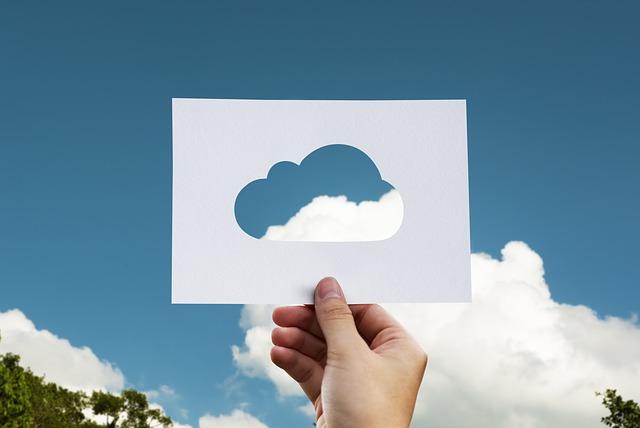 Cloud: Why you should keep your options open - CIO&Leader